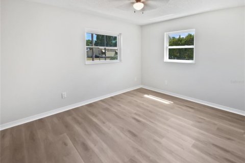 Casa en venta en Zephyrhills, Florida, 2 dormitorios, 82.13 m2 № 1675642 - foto 21