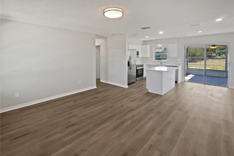 Casa en venta en Zephyrhills, Florida, 2 dormitorios, 82.13 m2 № 1675642 - foto 10