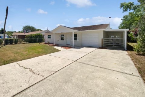 Casa en venta en Zephyrhills, Florida, 2 dormitorios, 82.13 m2 № 1675642 - foto 4