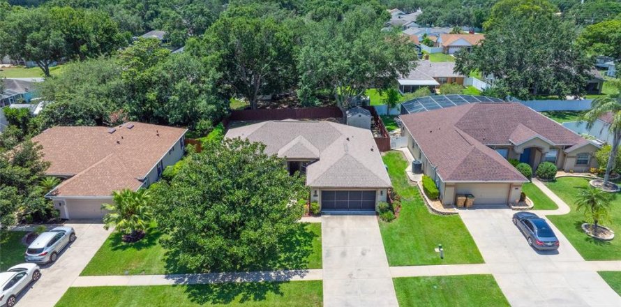 Casa en Leesburg, Florida 3 dormitorios, 165.46 m2 № 1817509