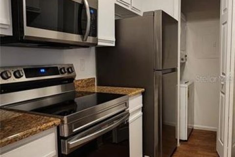Condominio en venta en Altamonte Springs, Florida, 1 dormitorio, 62.62 m2 № 2143459 - foto 13