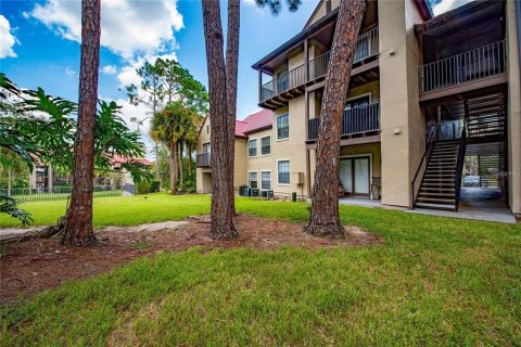 Condominio en venta en Altamonte Springs, Florida, 1 dormitorio, 62.62 m2 № 2143459 - foto 10
