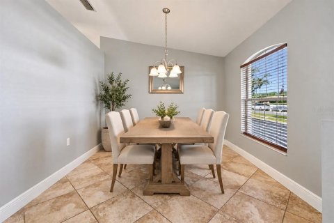 Villa ou maison à louer à Ocala, Floride: 3 chambres, 189.52 m2 № 2434513 - photo 8