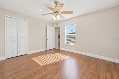 Villa ou maison à louer à Ocala, Floride: 3 chambres, 189.52 m2 № 2434513 - photo 28