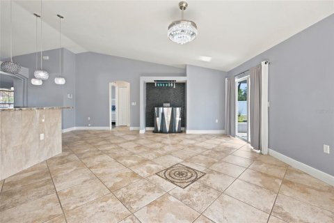 Villa ou maison à louer à Ocala, Floride: 3 chambres, 189.52 m2 № 2434513 - photo 21