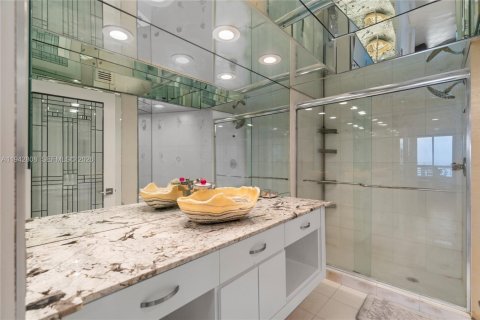 Copropriété à louer à Aventura, Floride: 2 chambres, 109.72 m2 № 2000151 - photo 21