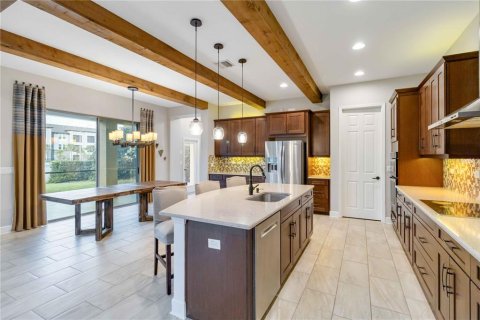House in Bradenton, Florida 5 bedrooms, 355.91 sq.m. № 1561448 - photo 16