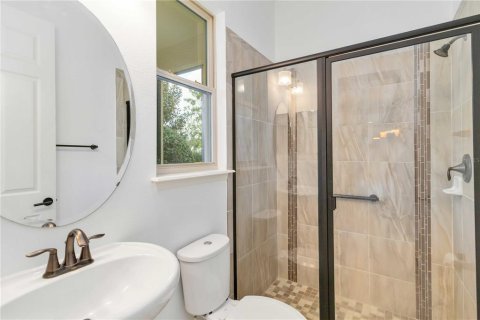 House in Bradenton, Florida 5 bedrooms, 355.91 sq.m. № 1561448 - photo 27