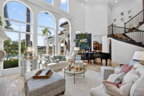 Купить виллу или дом в Палм-Бич-Гарденс, Флорида 5 спален, 561.59м2, № 2064148 - фото 21