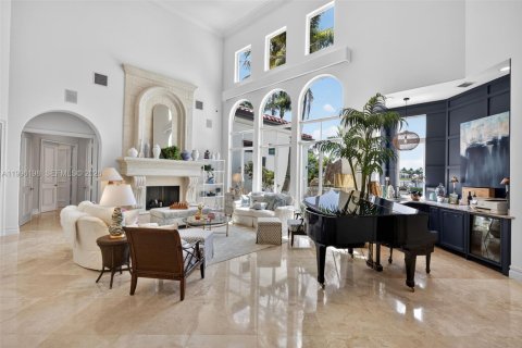 Купить виллу или дом в Палм-Бич-Гарденс, Флорида 5 спален, 561.59м2, № 2064148 - фото 16