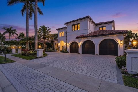 Купить виллу или дом в Палм-Бич-Гарденс, Флорида 5 спален, 561.59м2, № 2064148 - фото 2