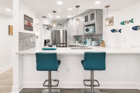 Condo in Clearwater, Florida, 2 bedrooms  № 2219983 - photo 23