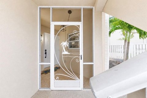 Condo in Clearwater, Florida, 2 bedrooms  № 2219983 - photo 7