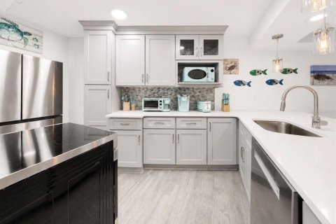 Condo in Clearwater, Florida, 2 bedrooms  № 2219983 - photo 26