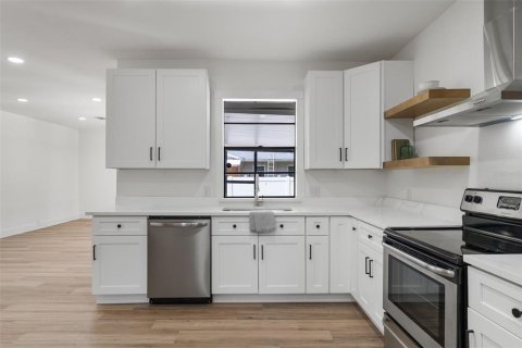 Casa en venta en Sanford, Florida, 4 dormitorios, 189.89 m2 № 1876240 - foto 10