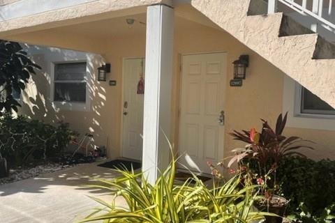 Copropriété à vendre à Coral Springs, Floride: 2 chambres, 102.19 m2 № 2389477 - photo 2