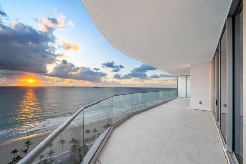 Condo in Fort Lauderdale, Florida, 3 bedrooms  № 2242076 - photo 22