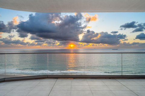 Condo in Fort Lauderdale, Florida, 3 bedrooms  № 2242076 - photo 21