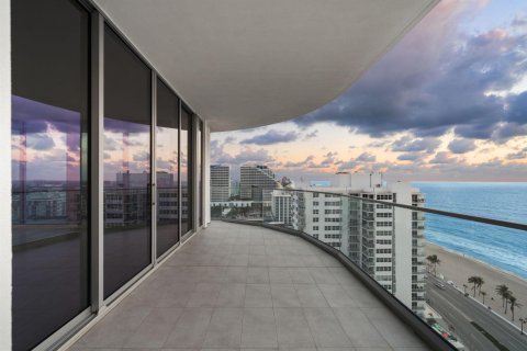 Condo in Fort Lauderdale, Florida, 3 bedrooms  № 2242076 - photo 23