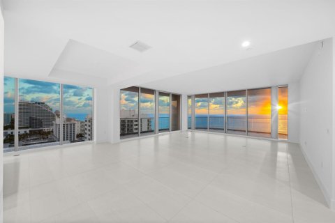 Condo in Fort Lauderdale, Florida, 3 bedrooms  № 2242076 - photo 16
