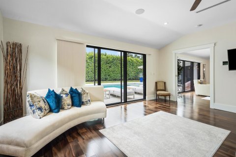 House in Delray Beach, Florida 4 bedrooms, 322 sq.m. № 2250925 - photo 25