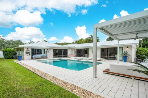 House in Delray Beach, Florida 4 bedrooms, 322 sq.m. № 2250925 - photo 28