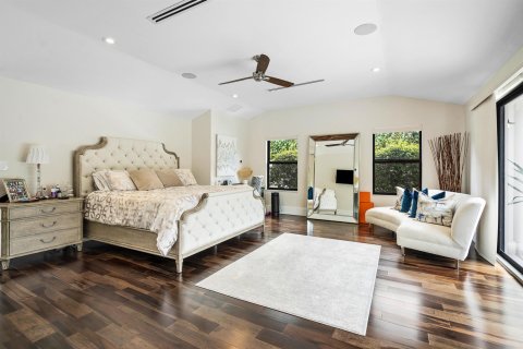 House in Delray Beach, Florida 4 bedrooms, 322 sq.m. № 2250925 - photo 23