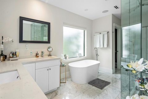 House in Delray Beach, Florida 4 bedrooms, 322 sq.m. № 2250925 - photo 26