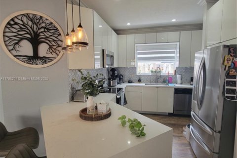 Villa ou maison à vendre à Homestead, Floride: 3 chambres, 156.08 m2 № 1704032 - photo 17