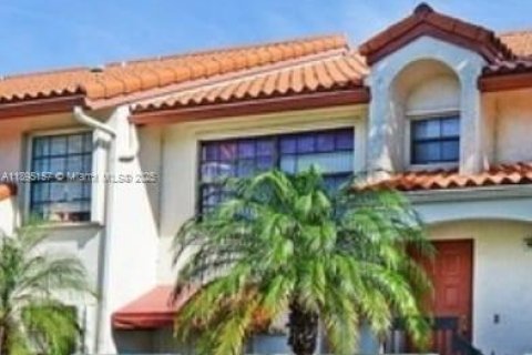 Adosado en venta en Deerfield Beach, Florida, 2 dormitorios, 106.84 m2 № 1947539 - foto 3