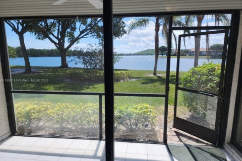 Adosado en venta en Deerfield Beach, Florida, 2 dormitorios, 106.84 m2 № 1947539 - foto 19