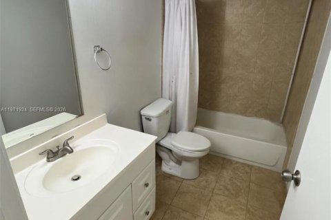 Appartement à louer à Miami, Floride: 2 chambres, 84.91 m2 № 2042261 - photo 4
