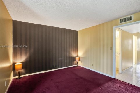Condominio en venta en Sunrise, Florida, 1 dormitorio, 54.81 m2 № 2007725 - foto 17