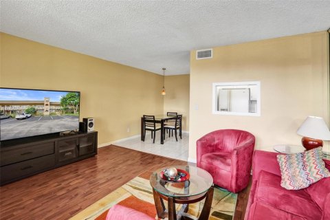 Condominio en venta en Sunrise, Florida, 1 dormitorio, 54.81 m2 № 2007725 - foto 7