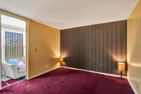 Condominio en venta en Sunrise, Florida, 1 dormitorio, 54.81 m2 № 2007725 - foto 16