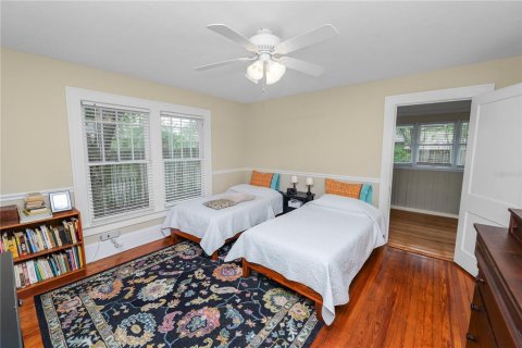House in Lakeland, Florida 3 bedrooms, 144.93 sq.m. № 1899736 - photo 23