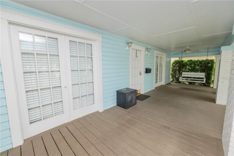 House in Lakeland, Florida 3 bedrooms, 144.93 sq.m. № 1899736 - photo 5