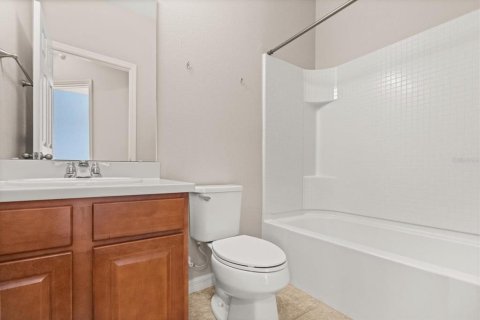 Adosado en venta en Winter Garden, Florida, 3 dormitorios, 176.98 m2 № 1895117 - foto 21