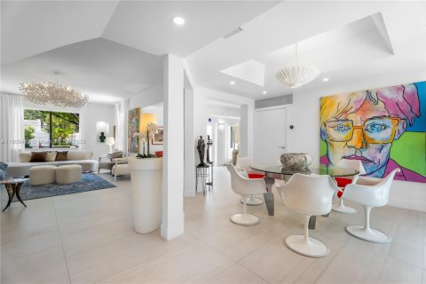Villa ou maison à vendre à Miami Beach, Floride: 4 chambres, 292.92 m2 № 1942772 - photo 6