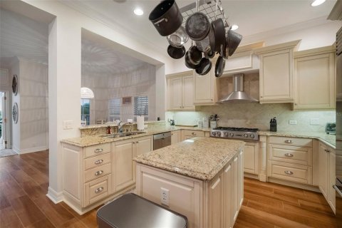 House in Apollo Beach, Florida 6 bedrooms, 412.3 sq.m. № 1347352 - photo 23