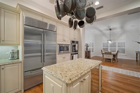 House in Apollo Beach, Florida 6 bedrooms, 412.3 sq.m. № 1347352 - photo 25