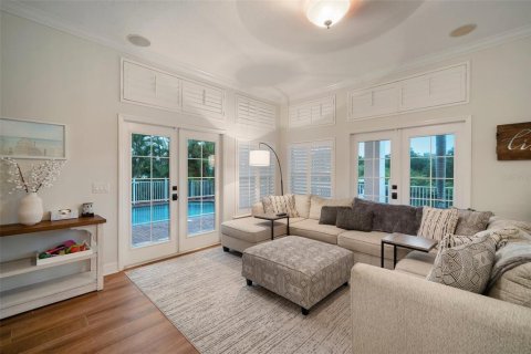 House in Apollo Beach, Florida 6 bedrooms, 412.3 sq.m. № 1347352 - photo 18