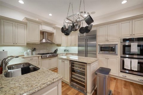 House in Apollo Beach, Florida 6 bedrooms, 412.3 sq.m. № 1347352 - photo 22