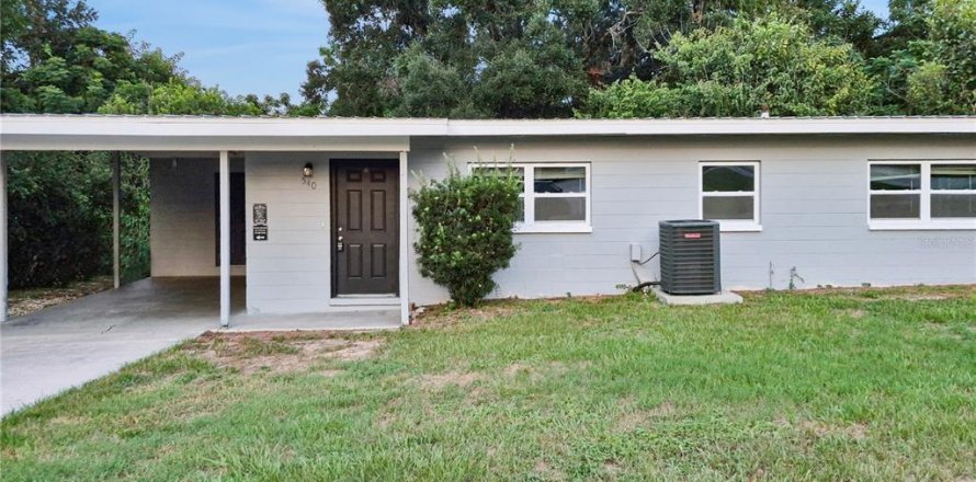 Villa ou maison à Winter Haven, Floride 3 chambres, 89.19 m2 № 2403058