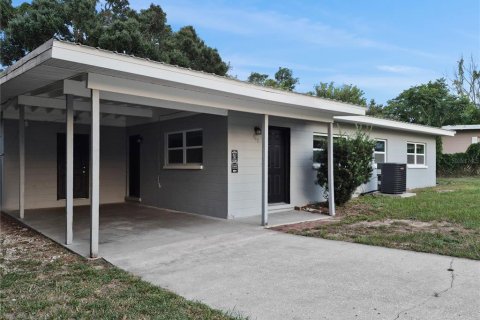 Villa ou maison à louer à Winter Haven, Floride: 3 chambres, 89.19 m2 № 2403058 - photo 2