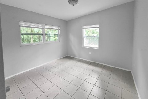 Villa ou maison à louer à Winter Haven, Floride: 3 chambres, 89.19 m2 № 2403058 - photo 11