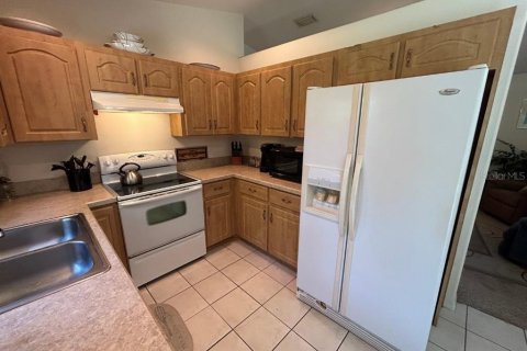 House in New Smyrna Beach, Florida 3 bedrooms, 118.26 sq.m. № 1883516 - photo 9