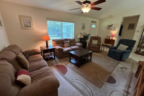 House in New Smyrna Beach, Florida 3 bedrooms, 118.26 sq.m. № 1883516 - photo 6