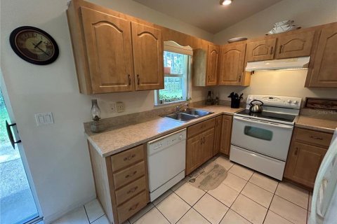 House in New Smyrna Beach, Florida 3 bedrooms, 118.26 sq.m. № 1883516 - photo 8
