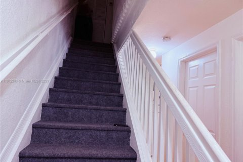 Adosado en alquiler en Opa-locka, Florida, 3 dormitorios, 116.41 m2 № 1968252 - foto 13